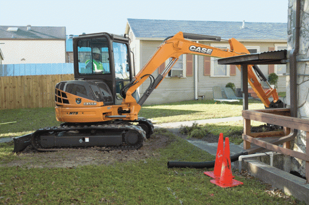 Case Excavators — 2015 Spec Guide