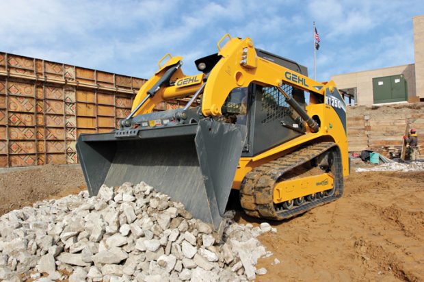 Gehl Track Loaders — 2016 Spec Guide