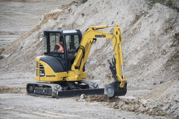 Komatsu Introduces New PC45MR-5 and PC55MR-5 Hydraulic Excavators