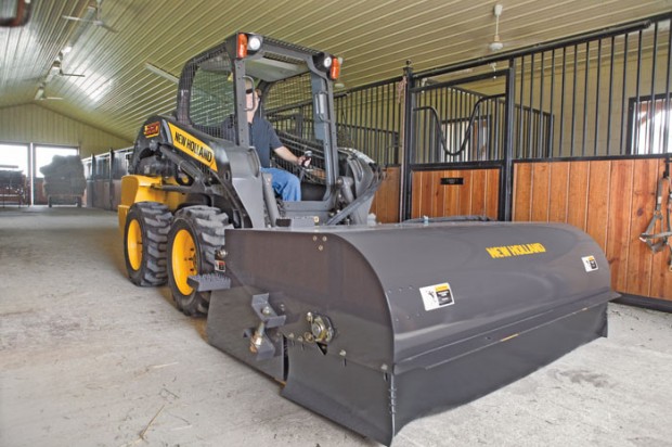 Skid steer and track loader hydraulic maintenance