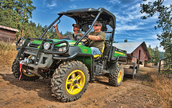 XUV 825i John Deere