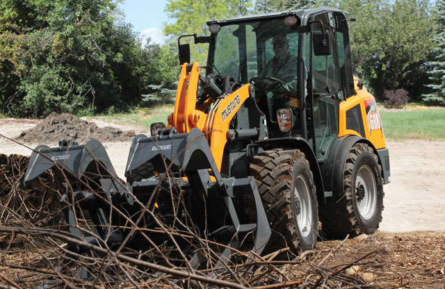 Mustang Compact Wheel Loaders Summarized — 2017 Spec Guide - Compact ...