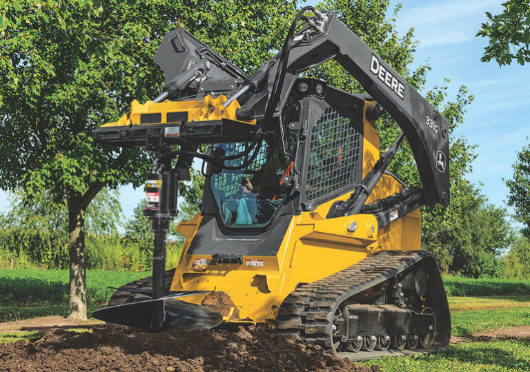 John Deere Strengthens Durability of Augers