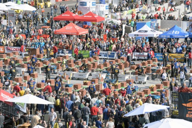 Photo Blog: World of Concrete Draws 58,222 Registered Professionals (Including Us), the Biggest Attendance in Nine Years