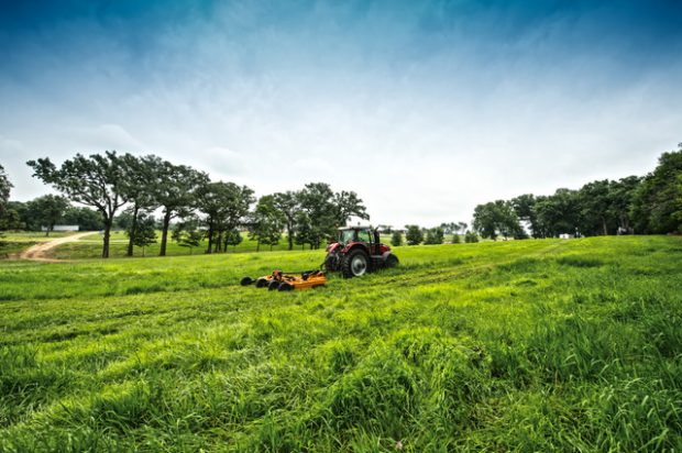Woods Releases New Customer-Designed Batwing Mowers for Tractors