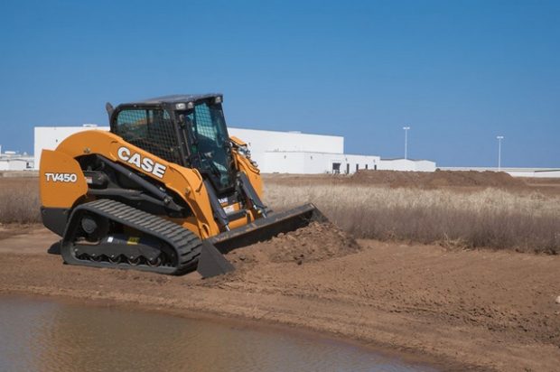 CASE Introduces TV450 Compact Track Loader (10,610-lb Vertical-Lift Machine)