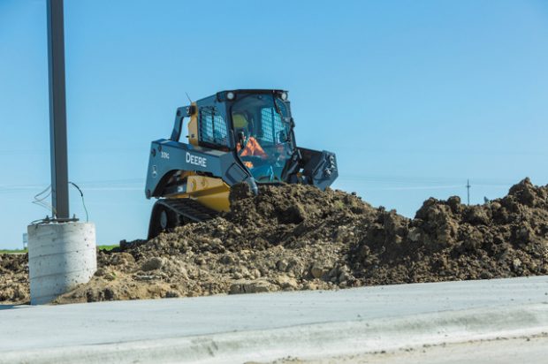 John Deere Introduces Industry-Exclusive On-Board Grade Indication on G-Series Skid Steers and Compact Track Loaders