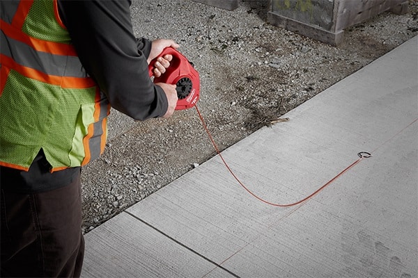 Milwaukee 3 oz Blue Chalk Line Reel Kit 100 ft. Fine Line