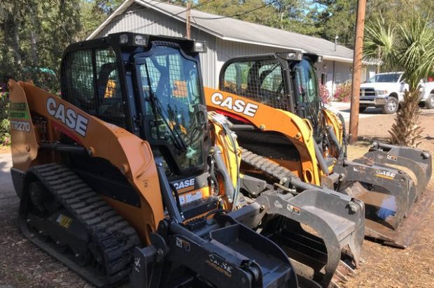 CASE Dealer Border Equipment Provides Two Track Loaders to Help Team Rubicon with Patriot South National Training Exercise
