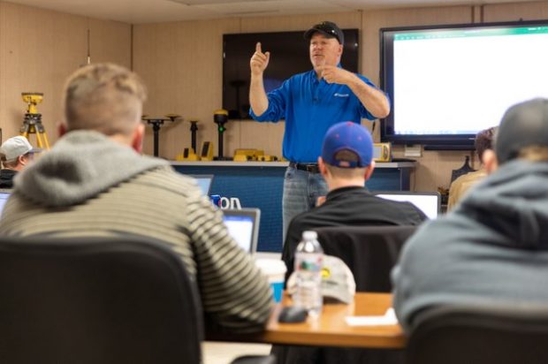 Addressing the Need for Sharp Construction Workers and How Technology Training on Workflow Can Help