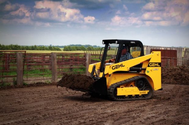 Gehl Continues to Add Small Compact Track Loaders, Releases New RT135 Model