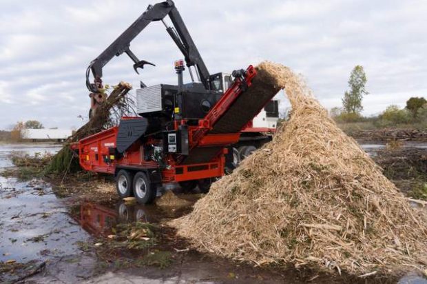 The Daily Grind: Morbark Introduced Two New Horizontal Grinders at CONEXPO