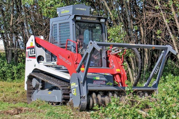 Keep Your Cool: How to Pick an Auxiliary Hydraulic Cooler for Your Track Loader or Skid Steer