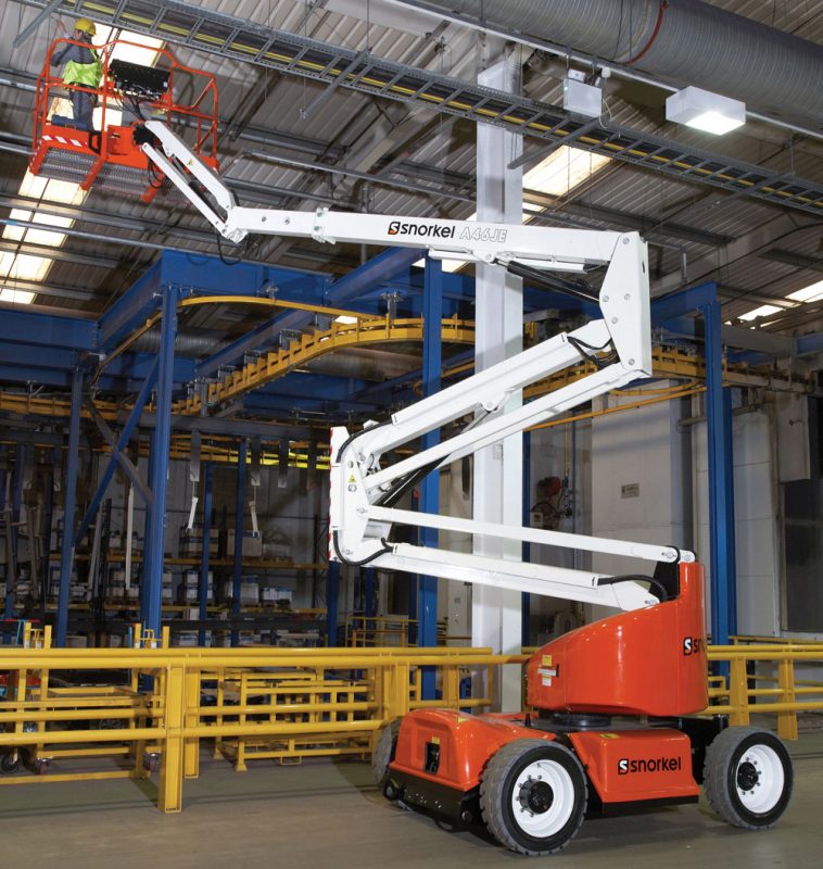 Articulating vs. Telescopic Boom Lifts: What Are The Differences