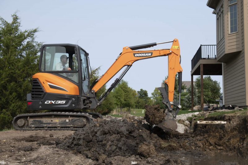 Doosan Dx35 5 Lounsbury Landscaping 0699 800x533 