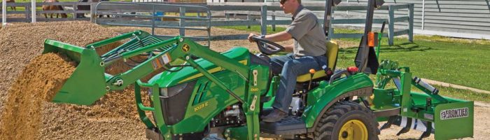 John Deere 1023e tractor