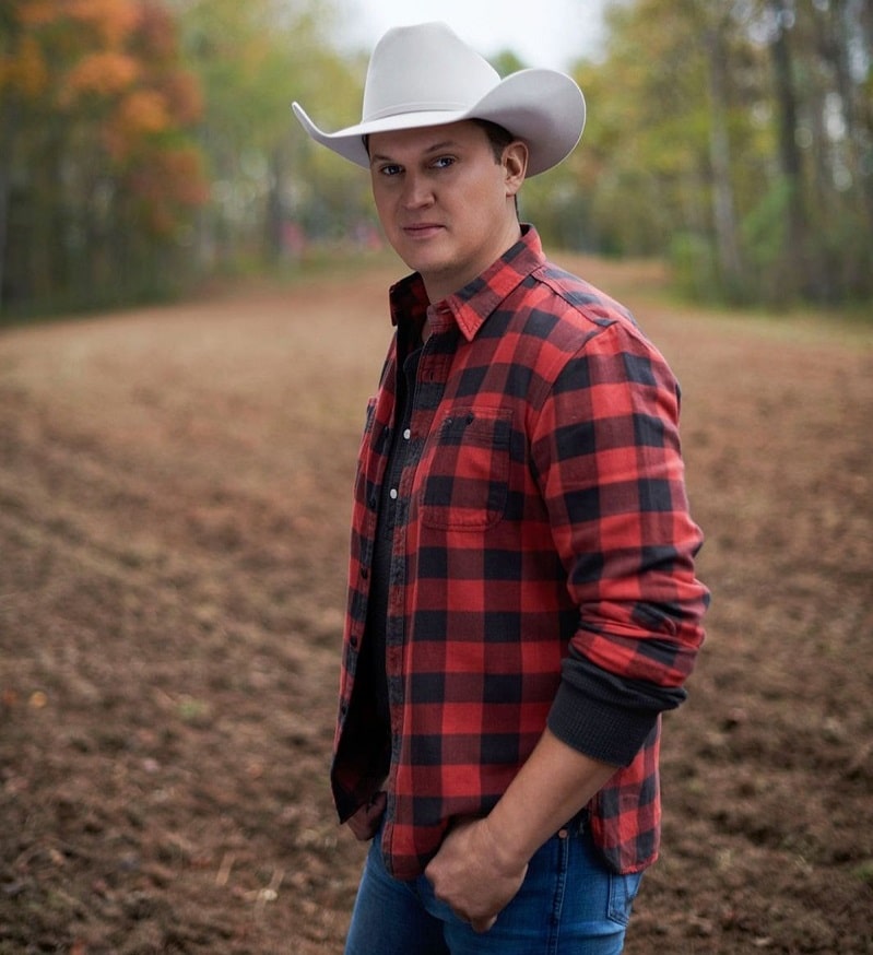 CASE Sponsors Jon Pardi’s Tour and Offers Exclusive Ticket Presale