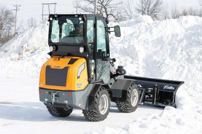 Tobroco Giant G2200E loader