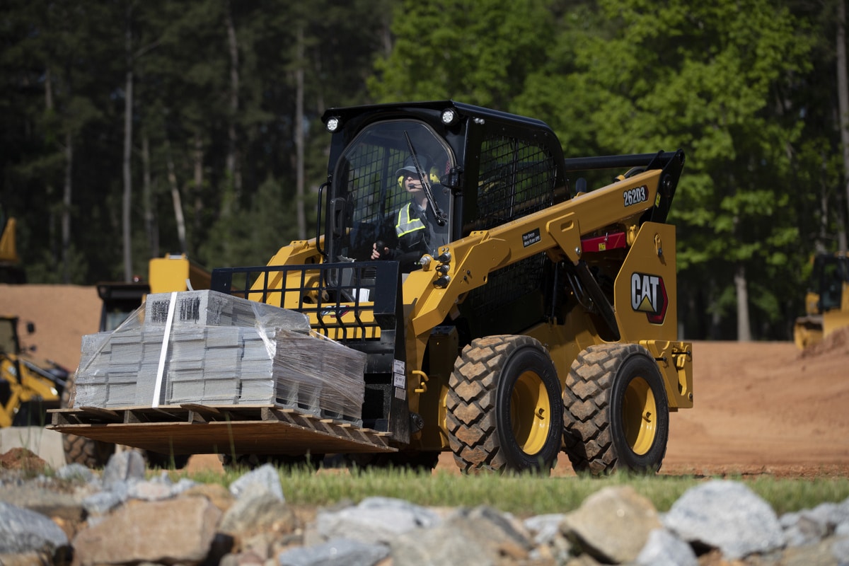 Cat Skid Steer