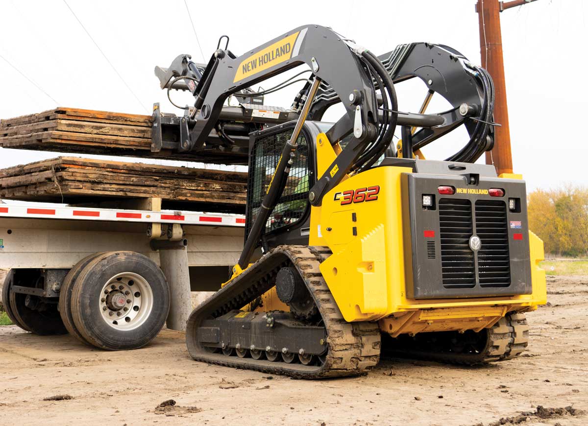 New Holland Construction presenta la sua pala compatta cingolata più grande e potente New-holland-362-track-loader