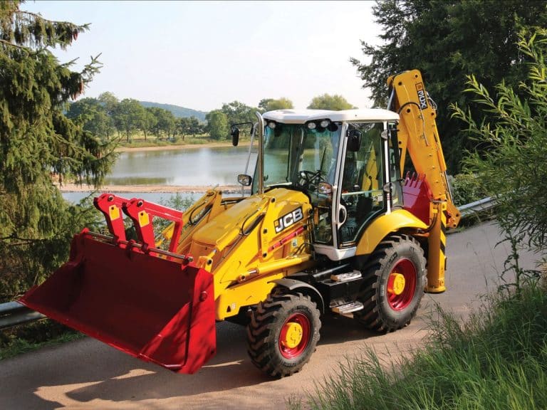 Backhoe on Tracks JCB to Release Unique 1CXT Backhoe Loader to the