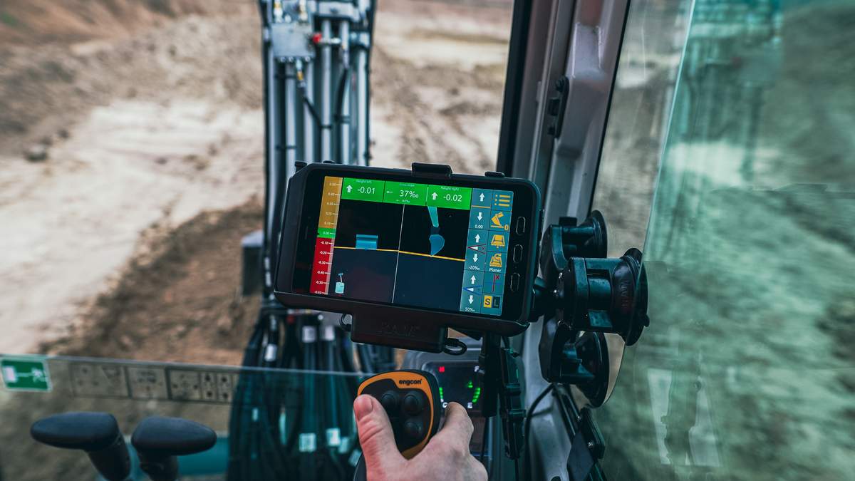 Affordable Machine Control: Unicontrol Launches Unicontrol2D
