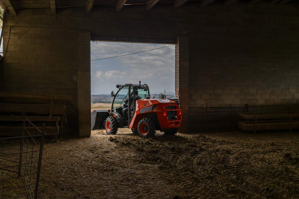 Compact Telehandler Buying Guide: What to Know in 2025