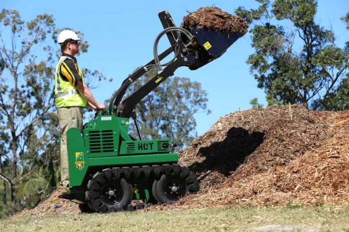 Kanga mini skid steer