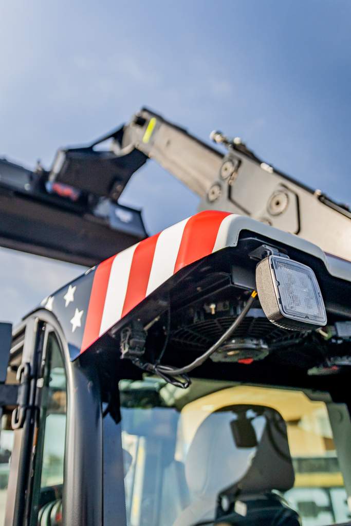JCB Special-Edition VetsAid Teleskid