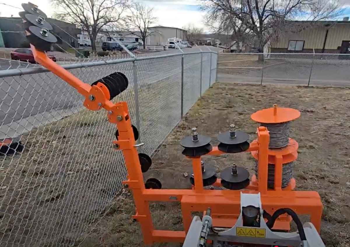 EZG Mini Barbwire Hog WB-BWH