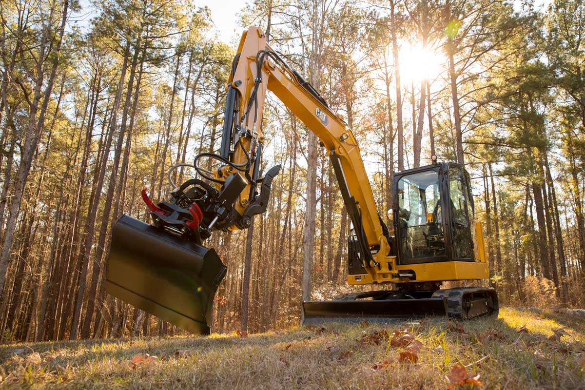 Caterpillar mini excavator with bucket