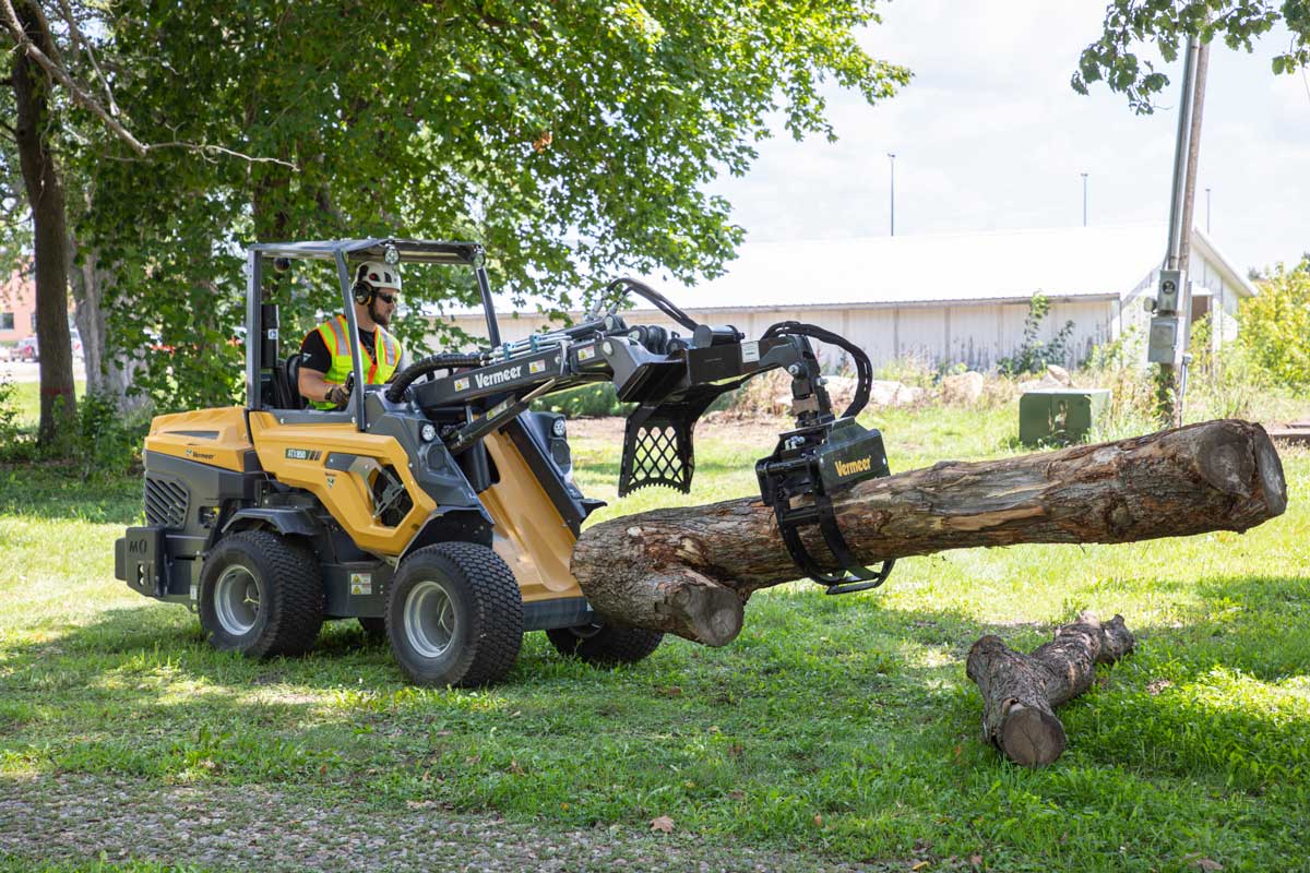 Vermeer SAL with log grapple