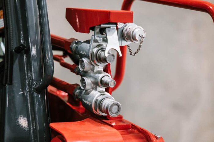 Takeuchi TL11R3 compact track loader's auxiliary hydraulic hookups