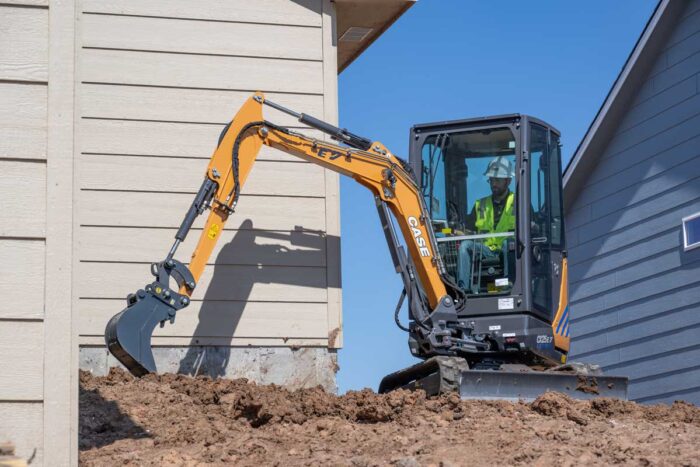 Case electric excavator