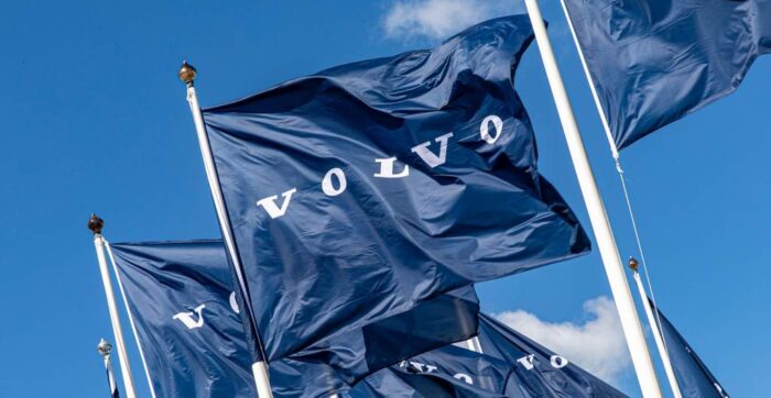 Volvo Construction Equipment flags 