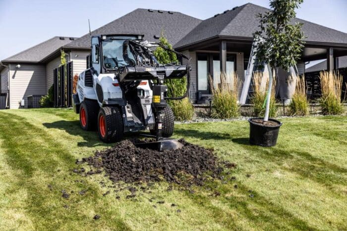 bobcat-l35-small-articulated-loader-auger