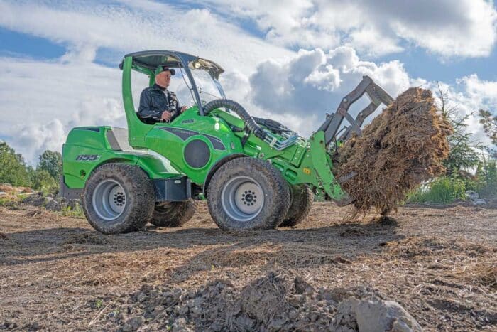 Avant small articulated loader