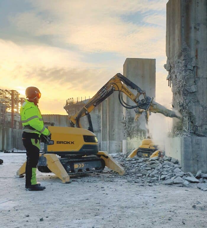 Brokk demo robot